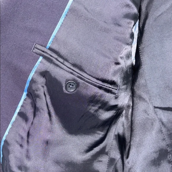 Lord & Taylor boys Navy Blazer with Gold Buttons size 14 - Picture 3 of 6